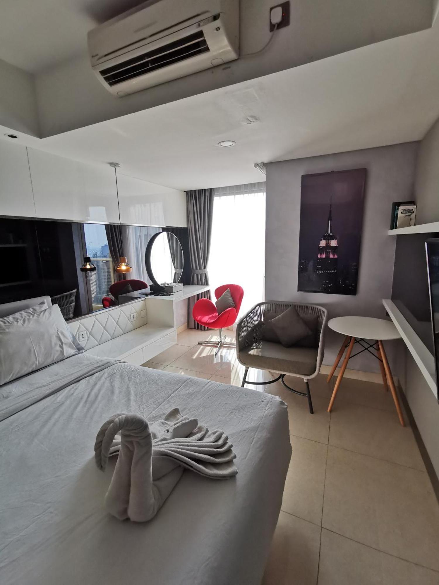 Warhol Residence Semarang Simpang Lima エクステリア 写真