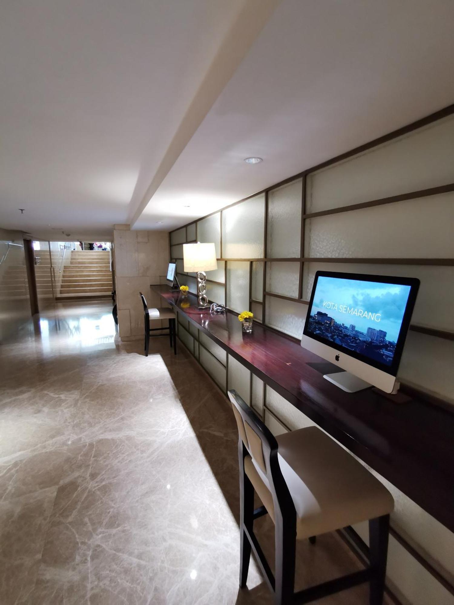 Warhol Residence Semarang Simpang Lima エクステリア 写真
